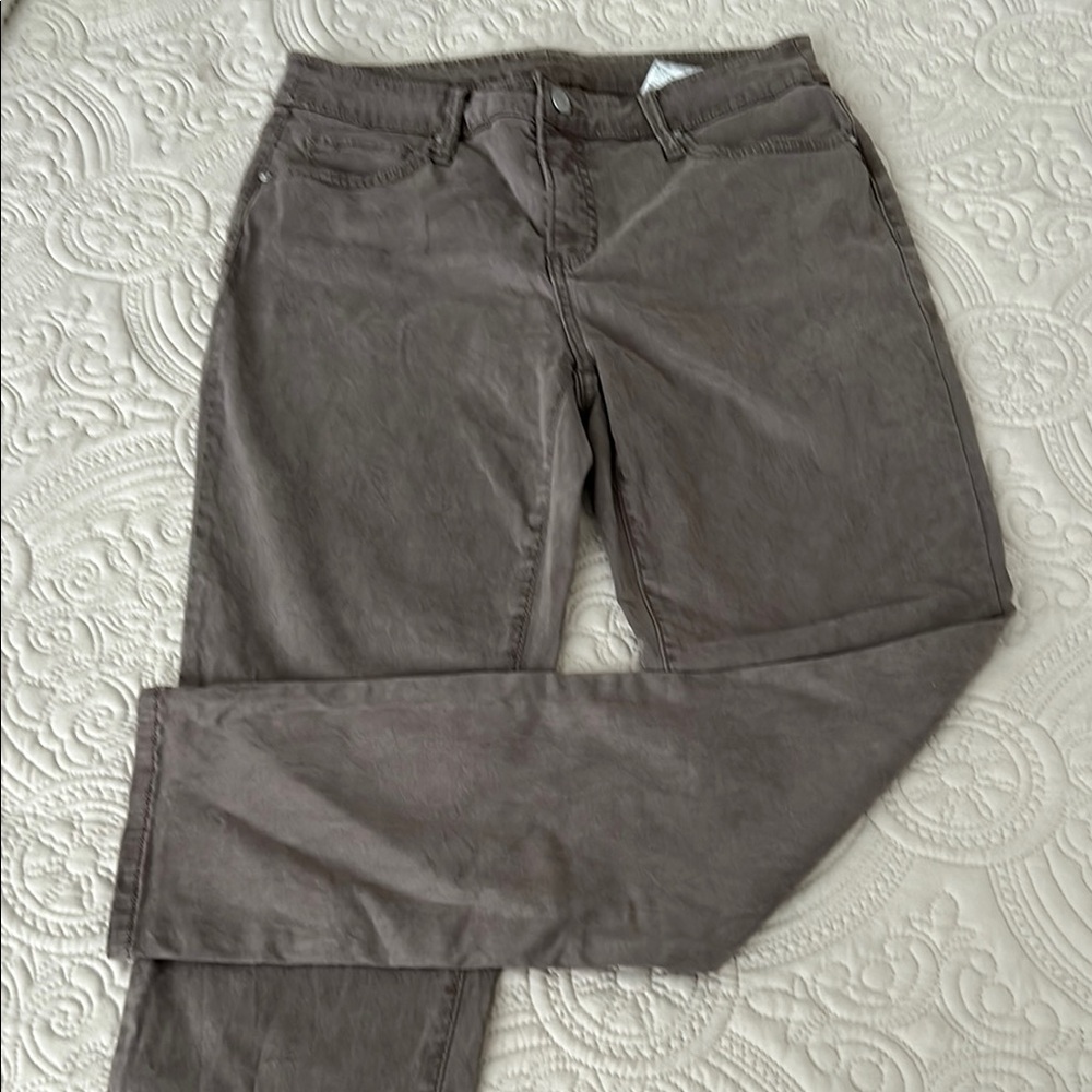 Chico's Ankle Pants in Taupe